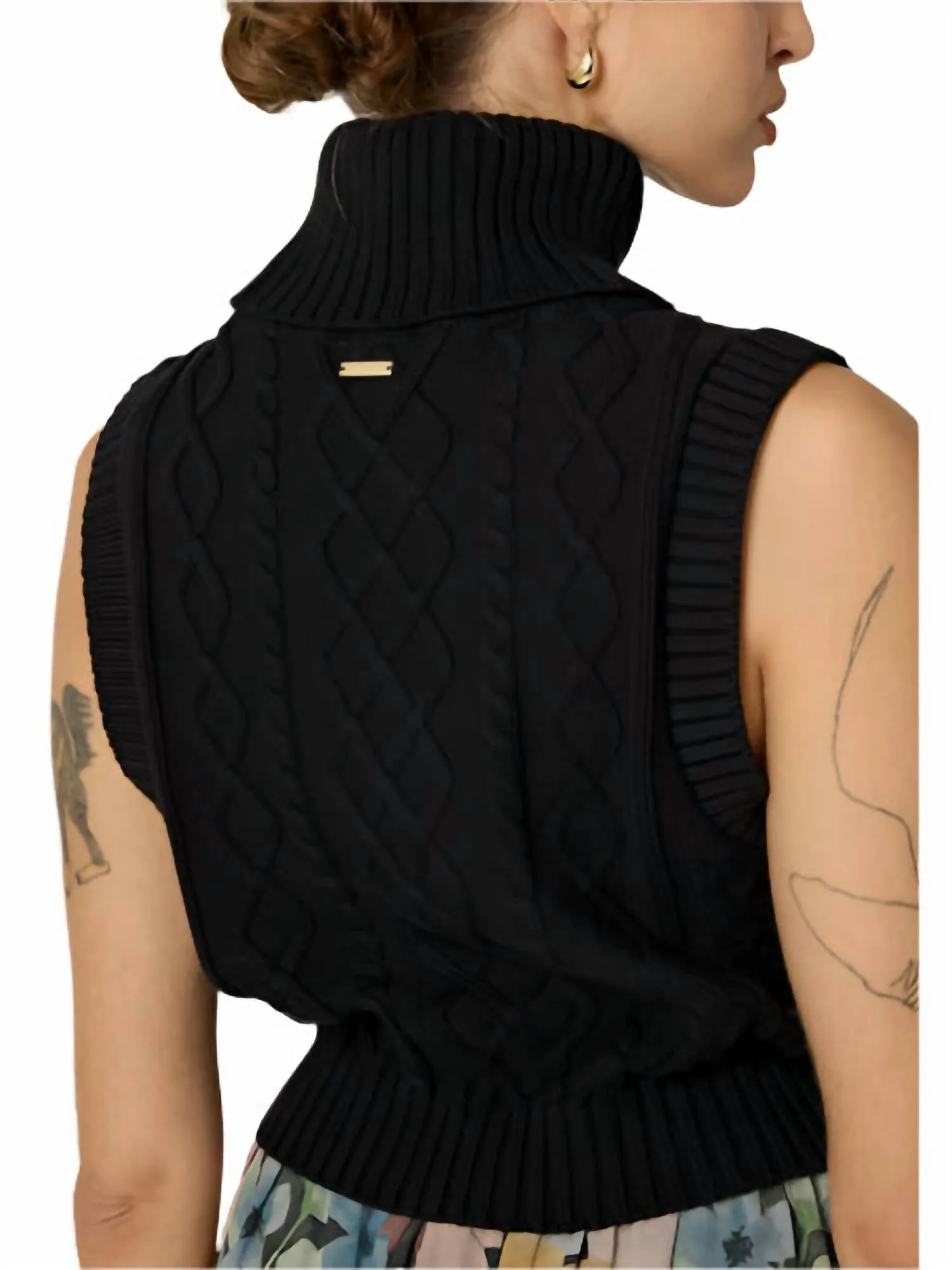 Aria Pullover In Schwarz