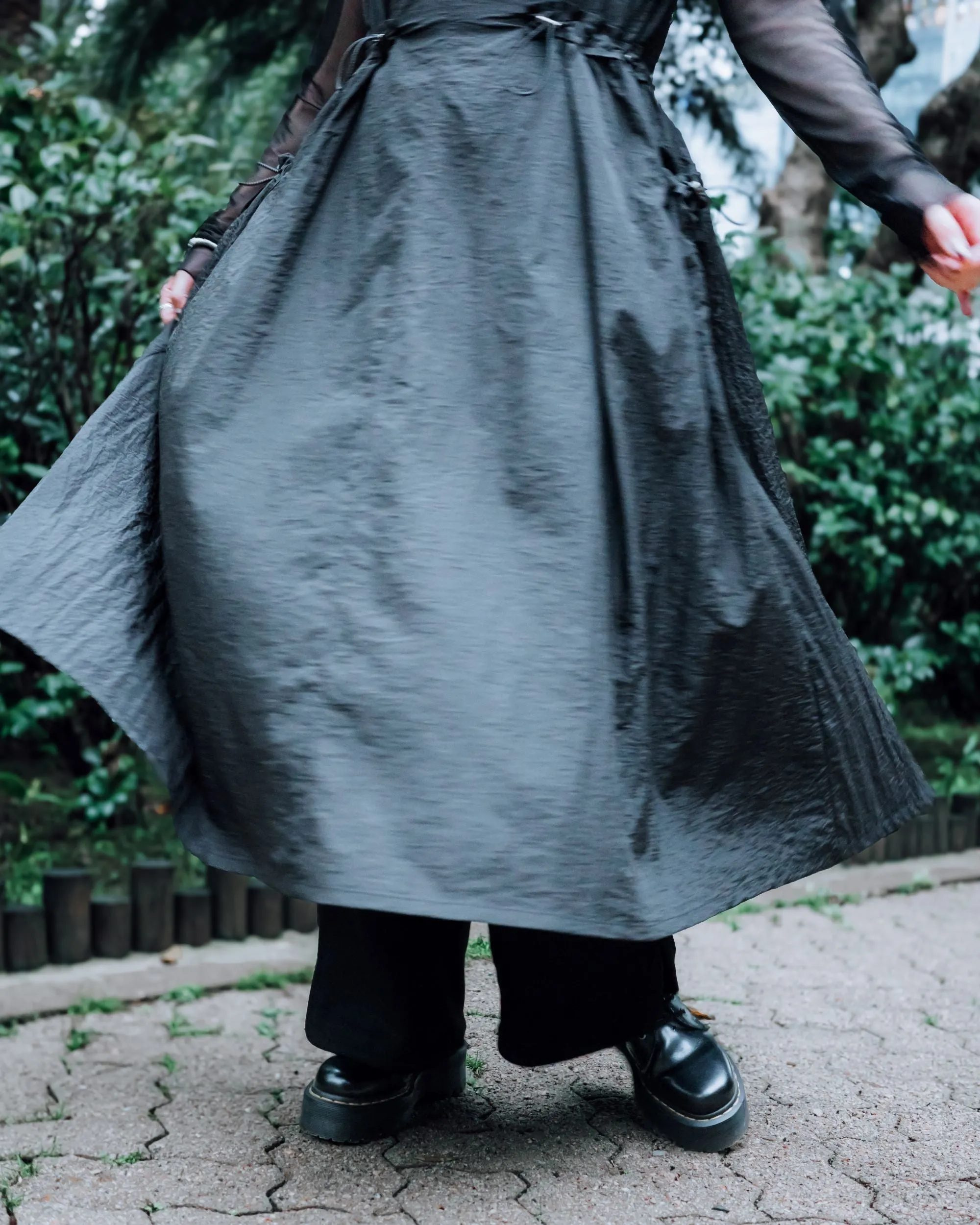 A.T. OUTDOOR Nylon Flare Kleid Kleidung_Atsuro-Tayama