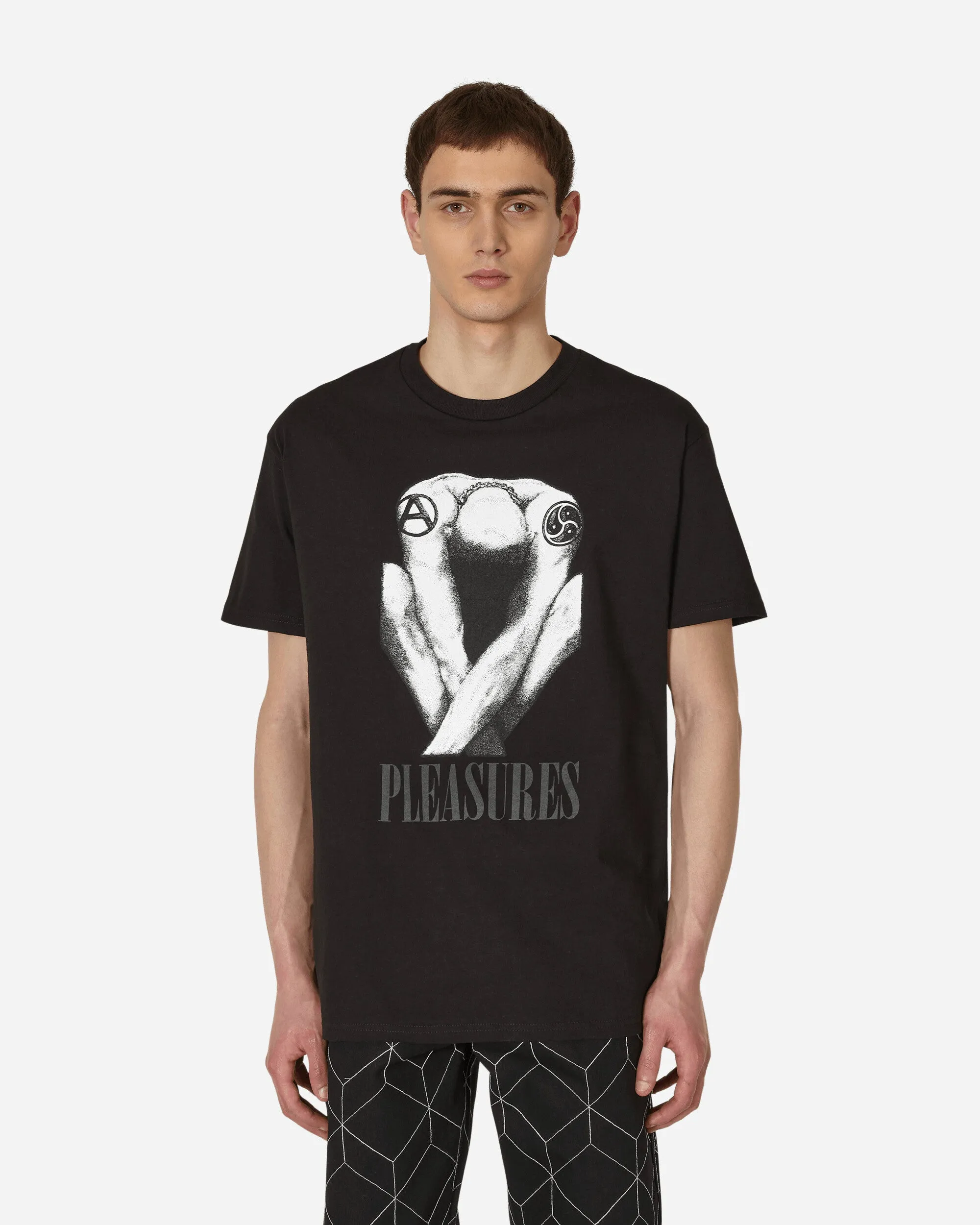 Gebogenes T-Shirt Schwarz