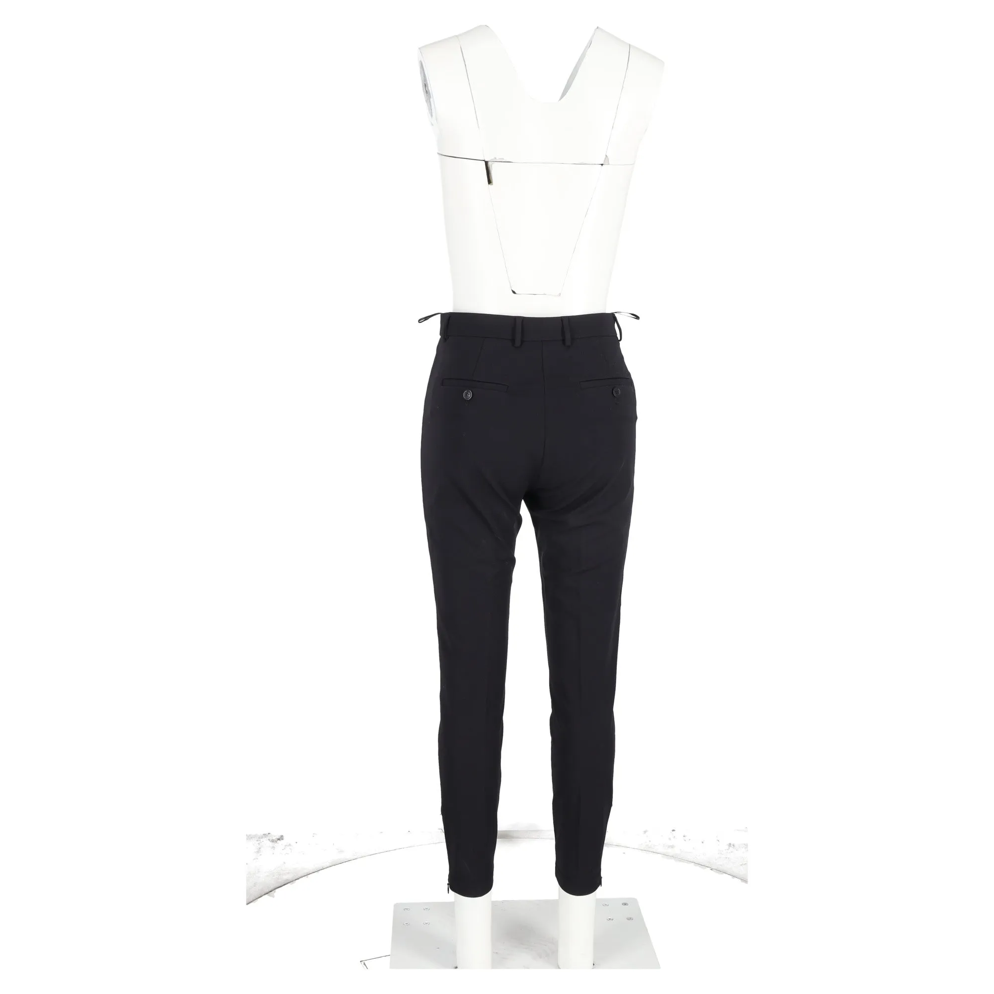 Burberry High-Rise Slim-Fit Hose in schwarzer Wolle