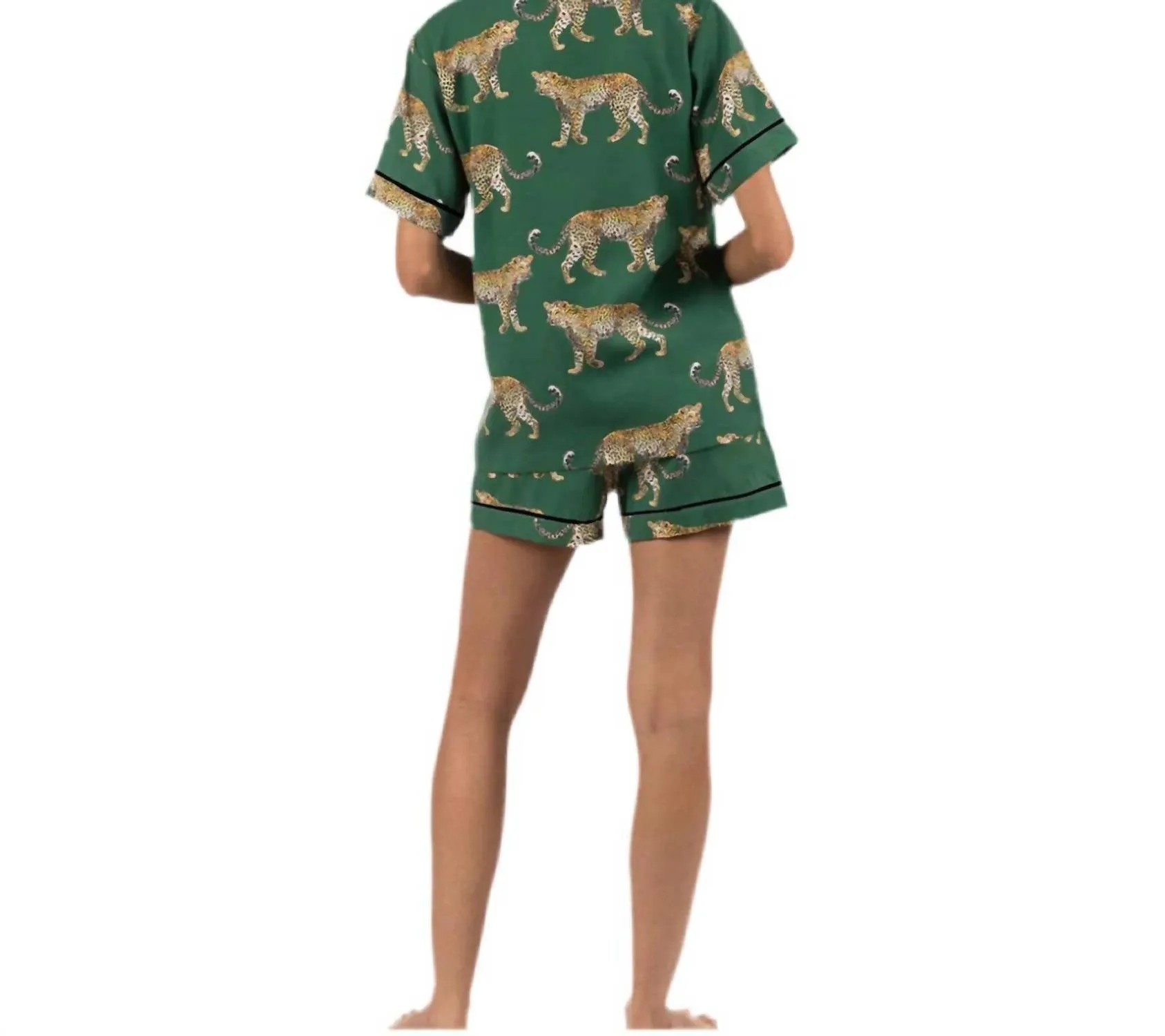 Gepunkteter Gepard-Pyjama-Shorts-Set in Grün