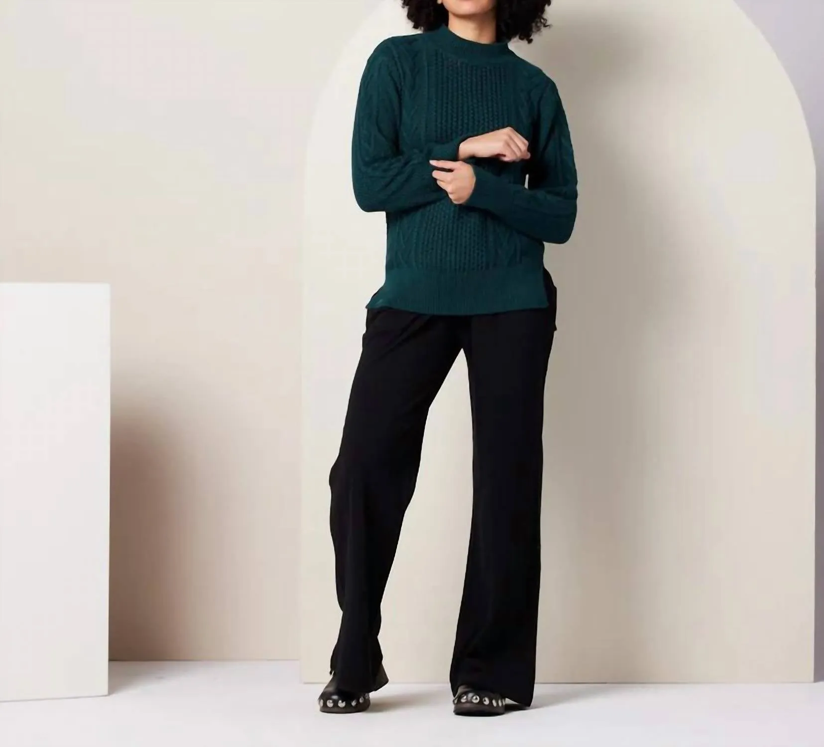 Dallas Pullover In Pfau
