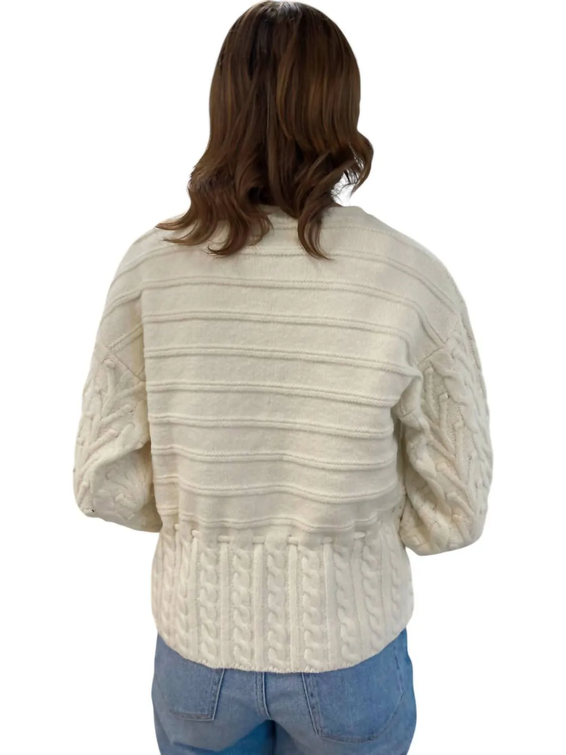 Cremefarbenes Strickcardigan mit vorderer Bindeband-Öffnung