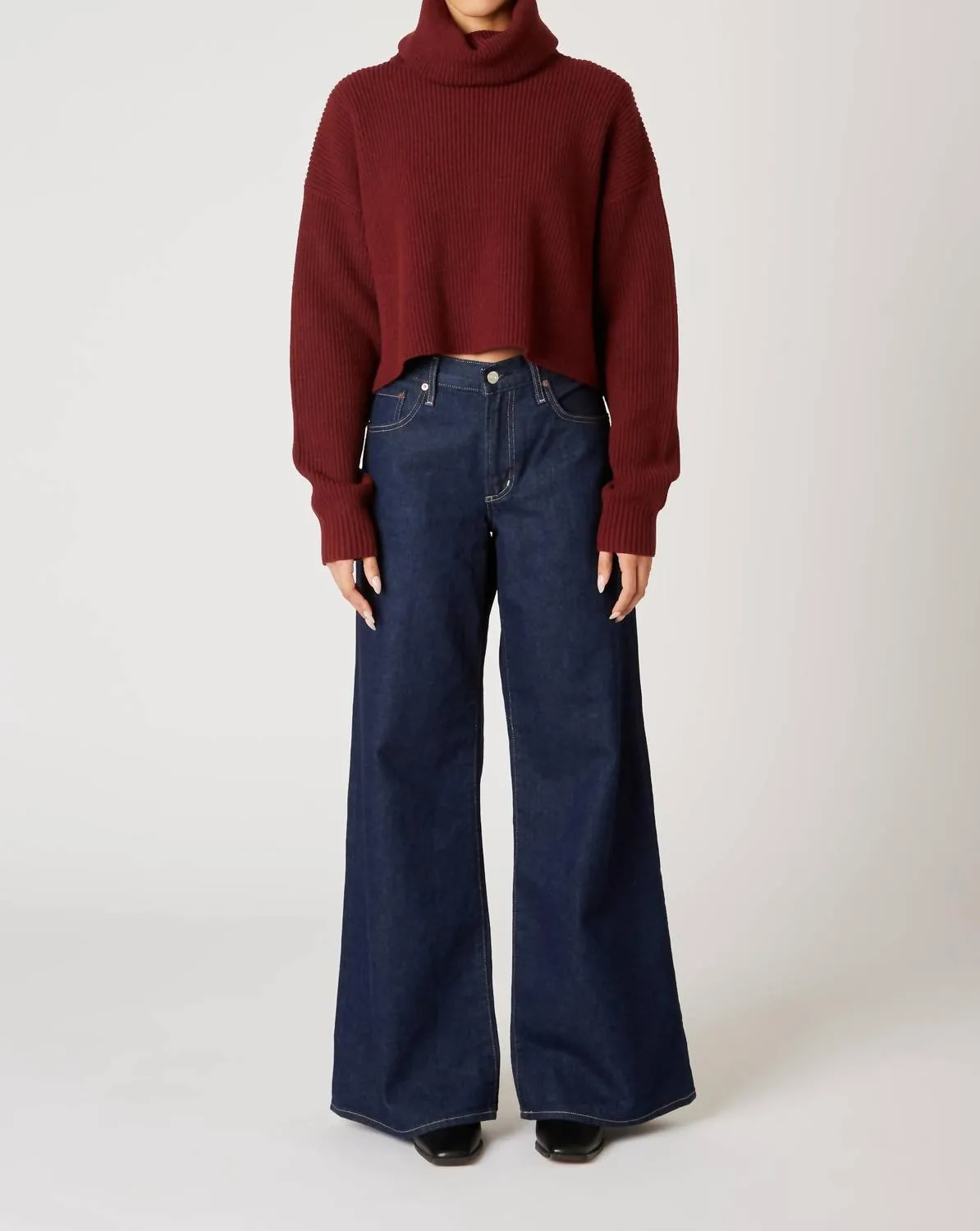 Gstaad Strickpullover in Kirsch-Cola-Farbe