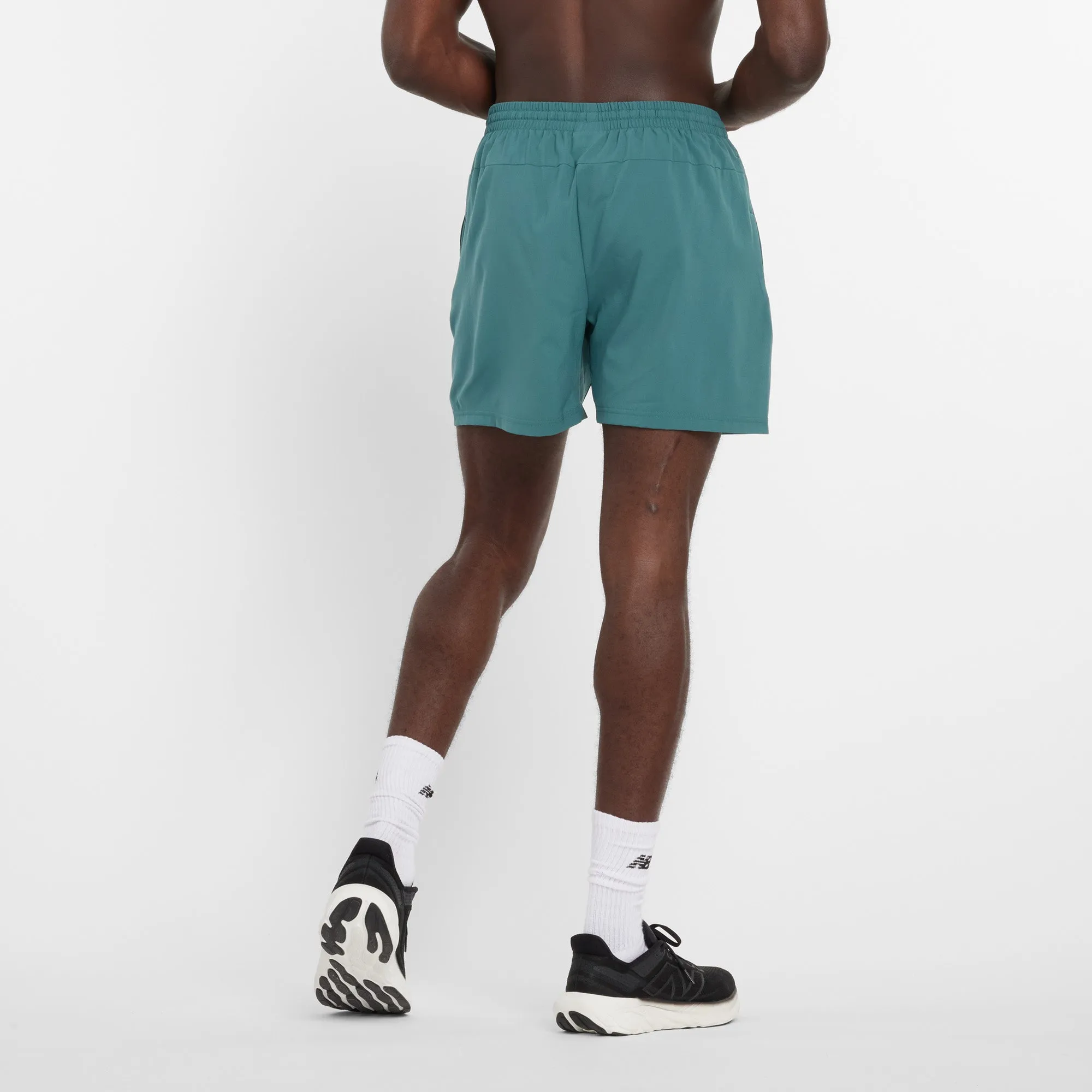 Herren Sport Essentials 5-Zoll Shorts