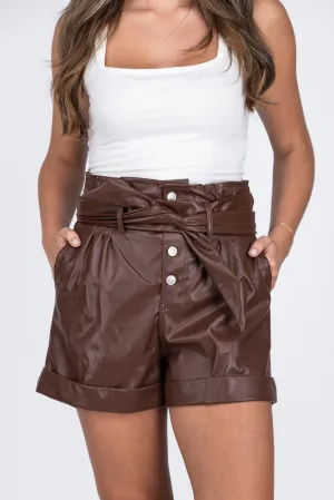 No Sweat Damen Kunstleder Paper Bag Shorts