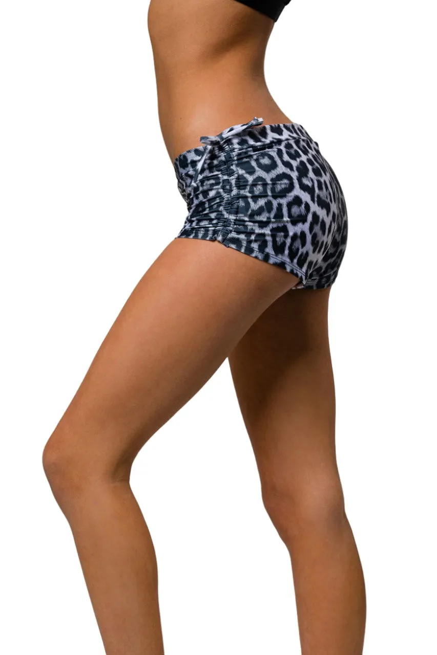 Onzie Hot Yoga Wear Seitenband-Shorts 204 groß