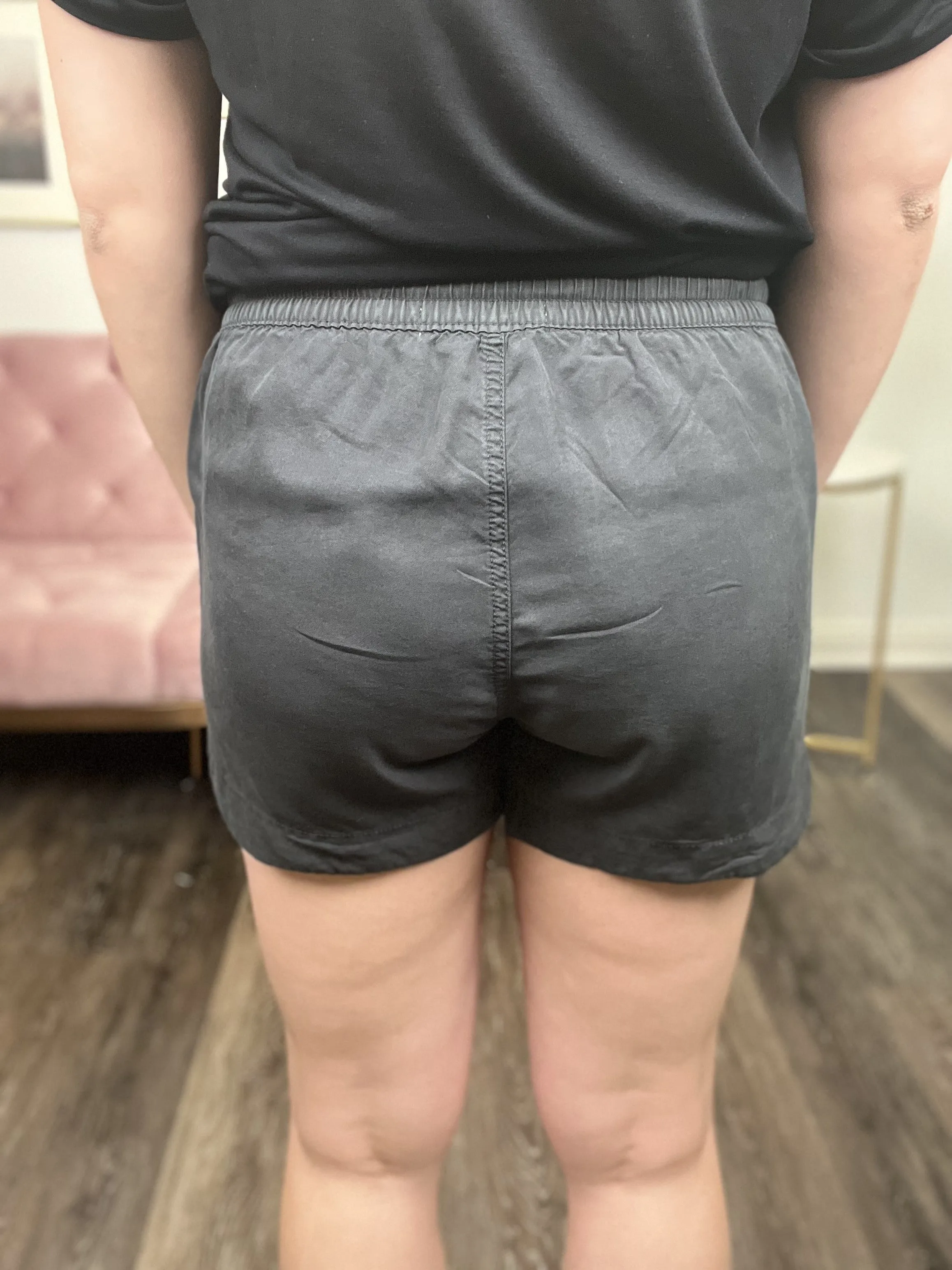 Einfach gefährliche Damen-Shorts mit Kordelzug