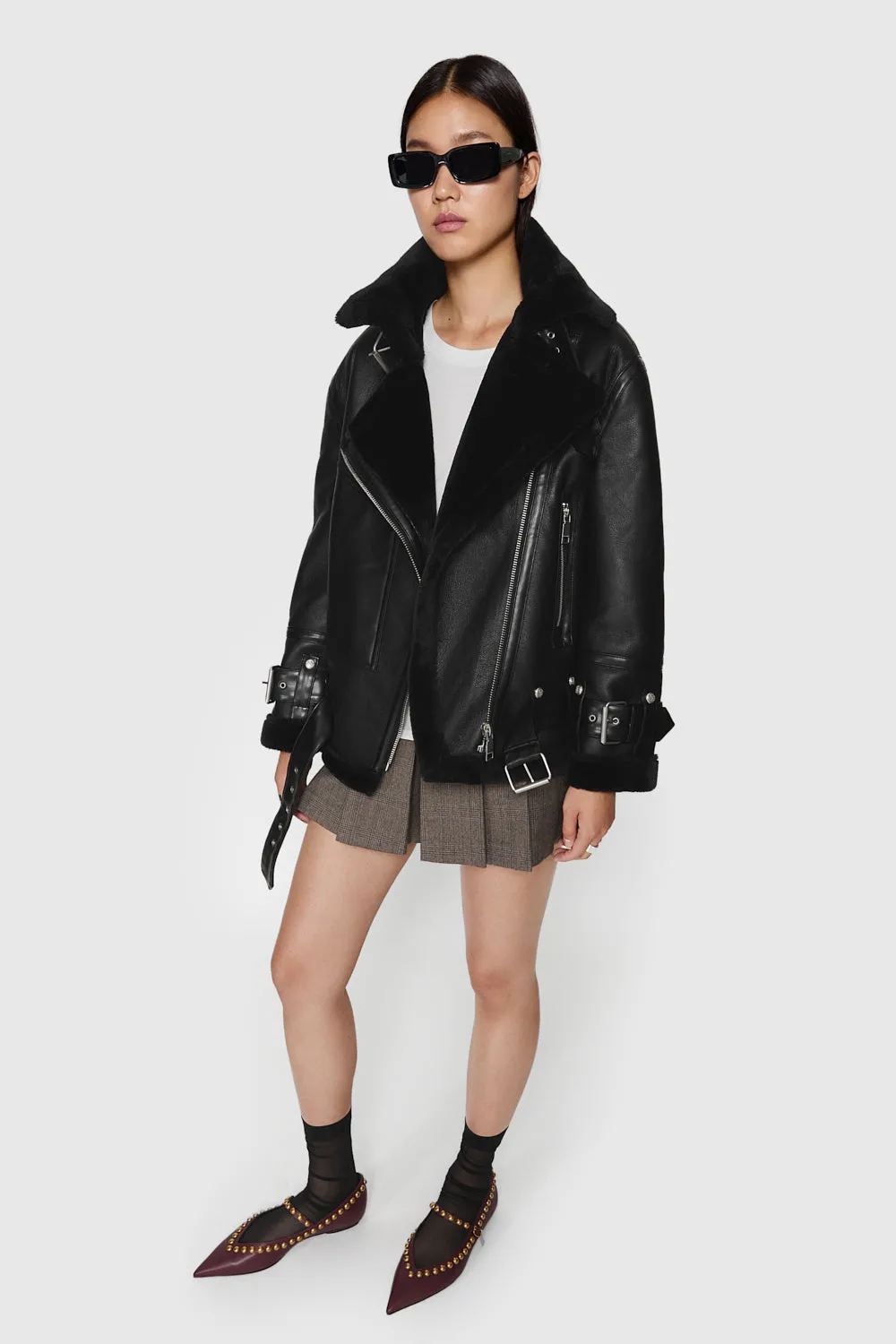 Vegane Oversize-Motorradjacke aus Kunstschaffell