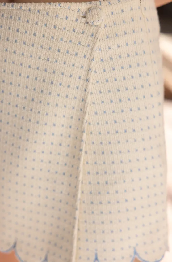 Virginia Bestickte Shorts mit Schuppendetail