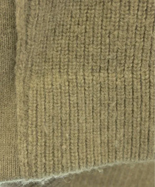 YOKE Pullover