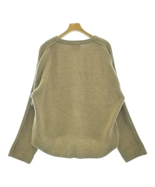 YOKE Pullover